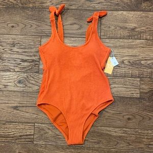 NWT Kona Sol one piece swimsuit size M
